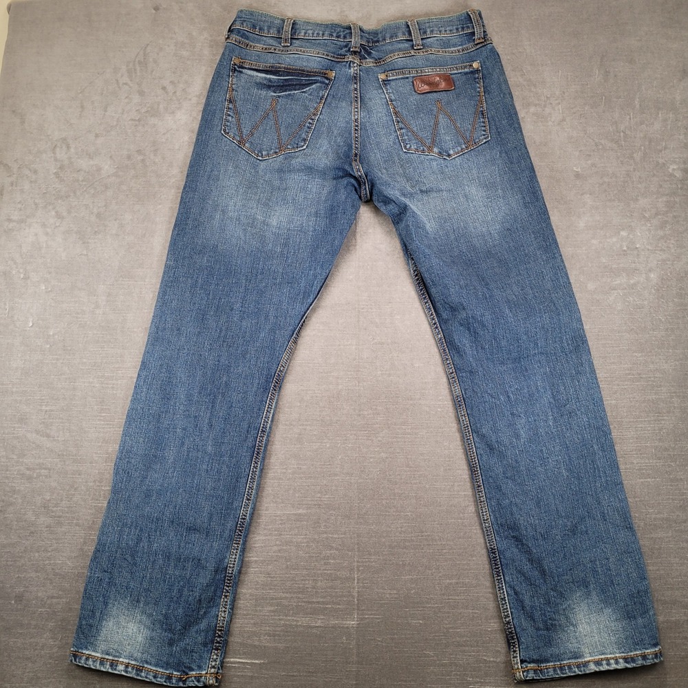 Wrangler Mens Slim Straight Blue Jeans 34x32 Medium Wash Denim Pants - Picture 4 of 8